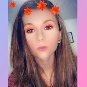 Meet your Posher, Maddie